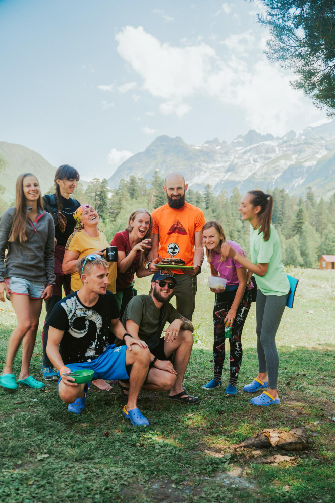 A render of three white cylindrical columns, against a warm creme background
